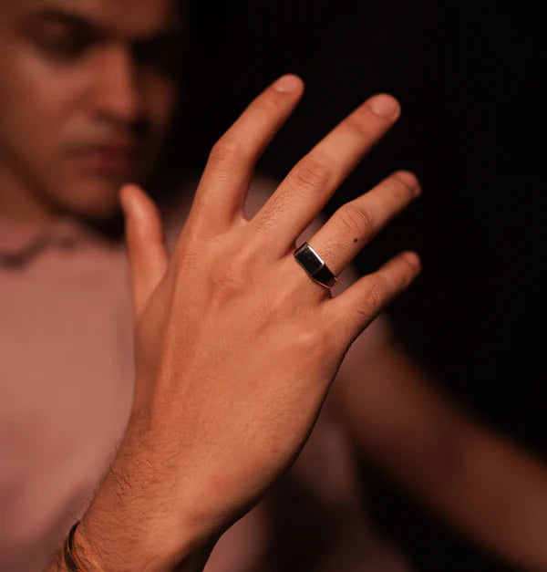Raven Ring