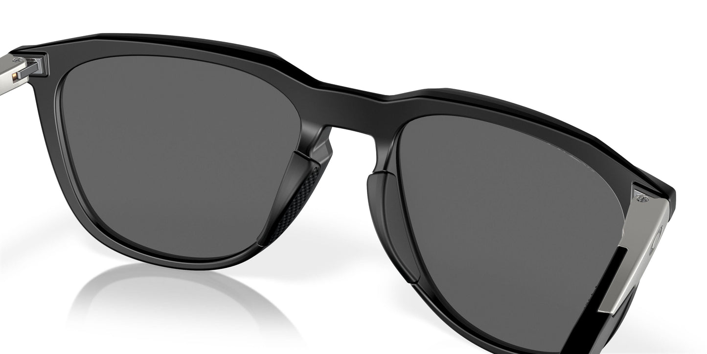 Oaakley Thurso 9286A Sunglasses