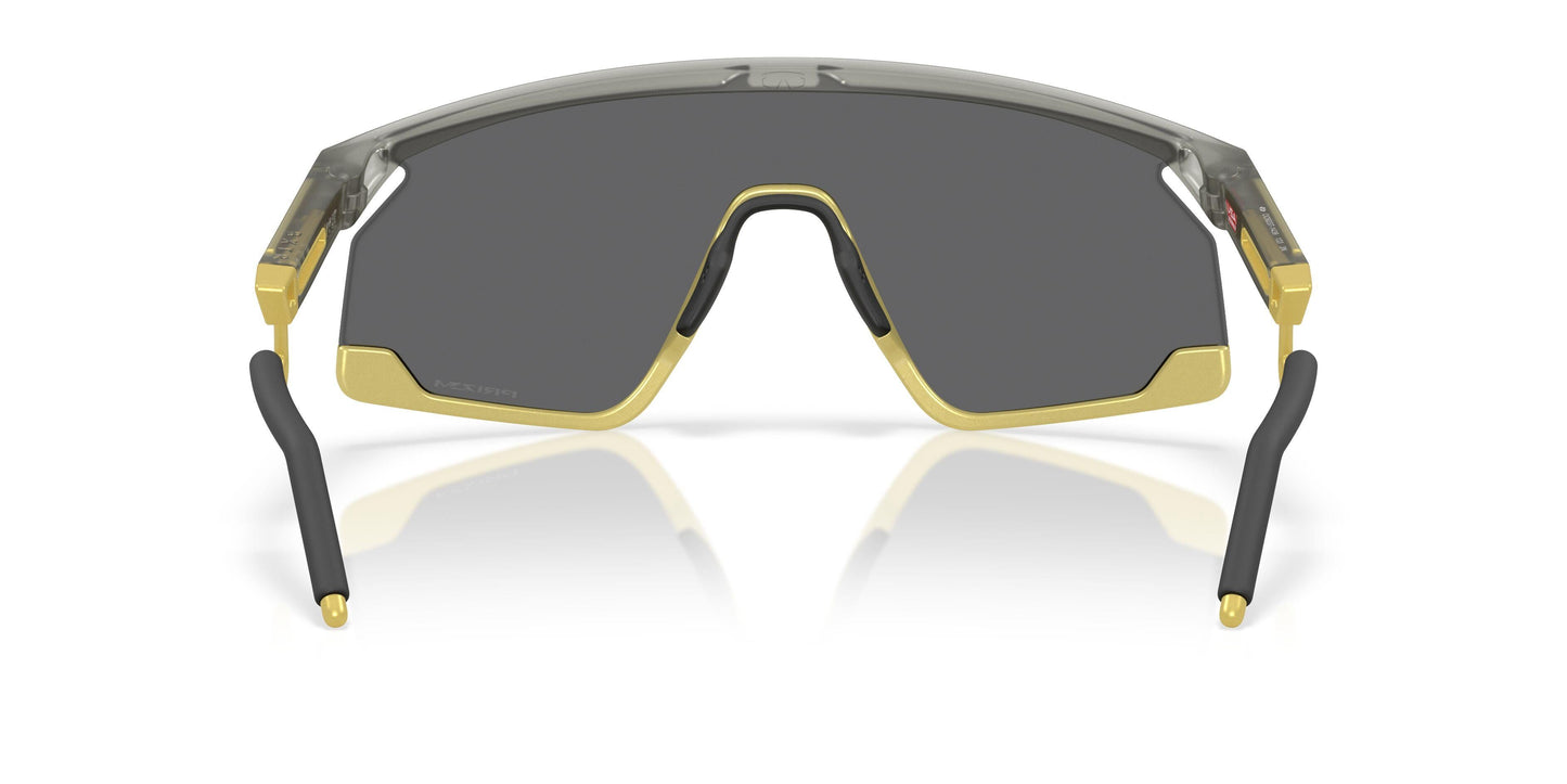 Oaakley Bxtr Metal 9237 Sunglasses