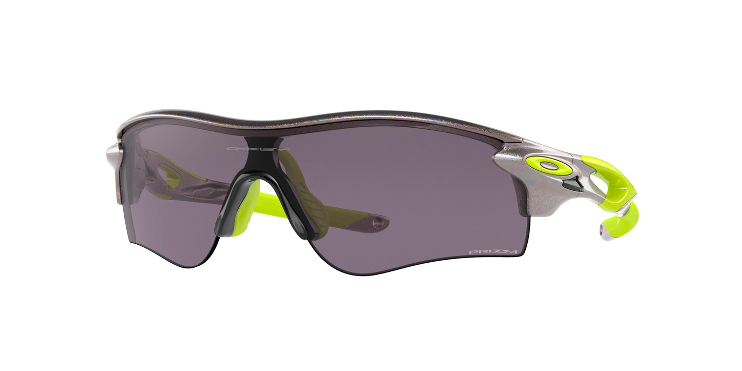 Oaakley Radarlock Path 9206 Sunglasses