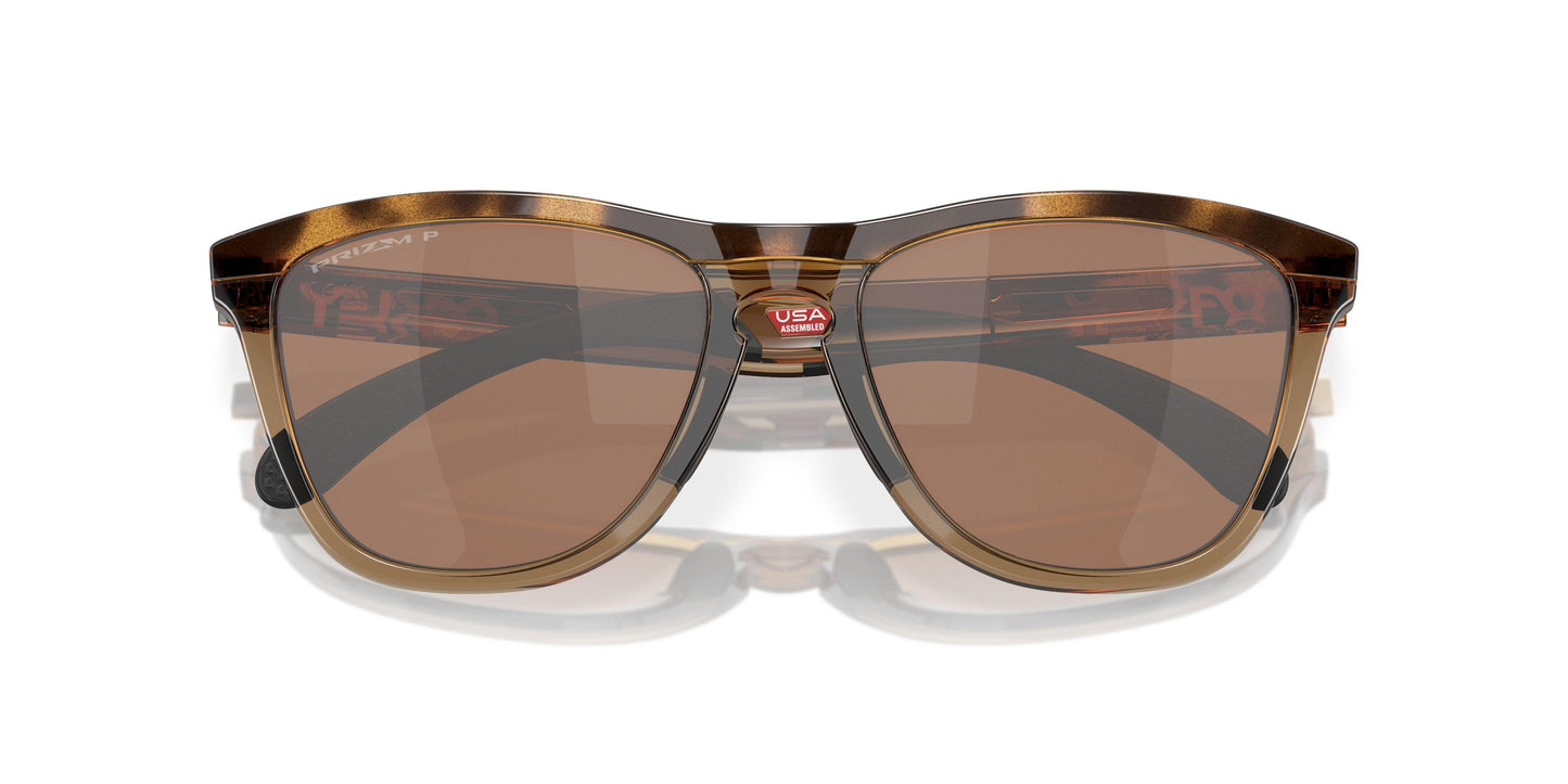 Oaakley Frogskins Range 9284 Sunglasses