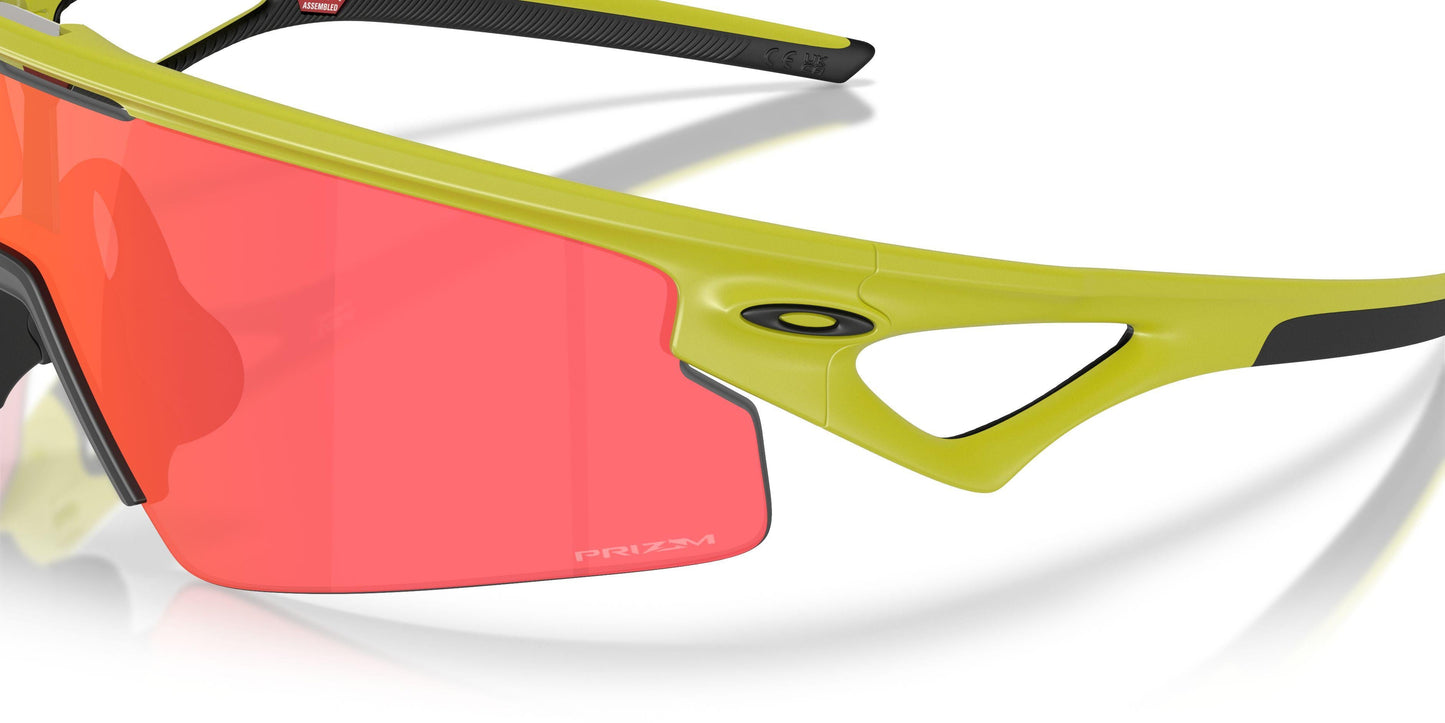 Oaakley Sphaera Strike 9531 Sunglasses
