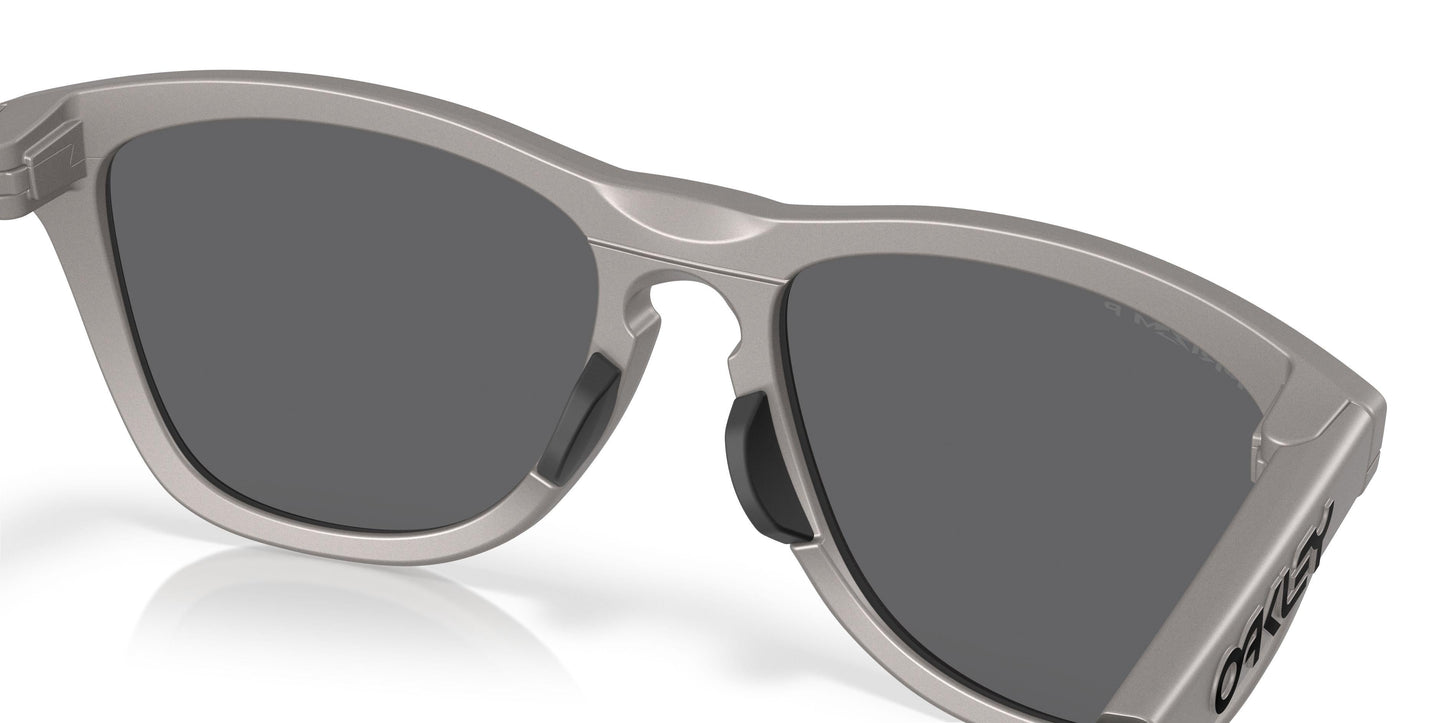 Oaakley Frogskins Range 9284 Sunglasses