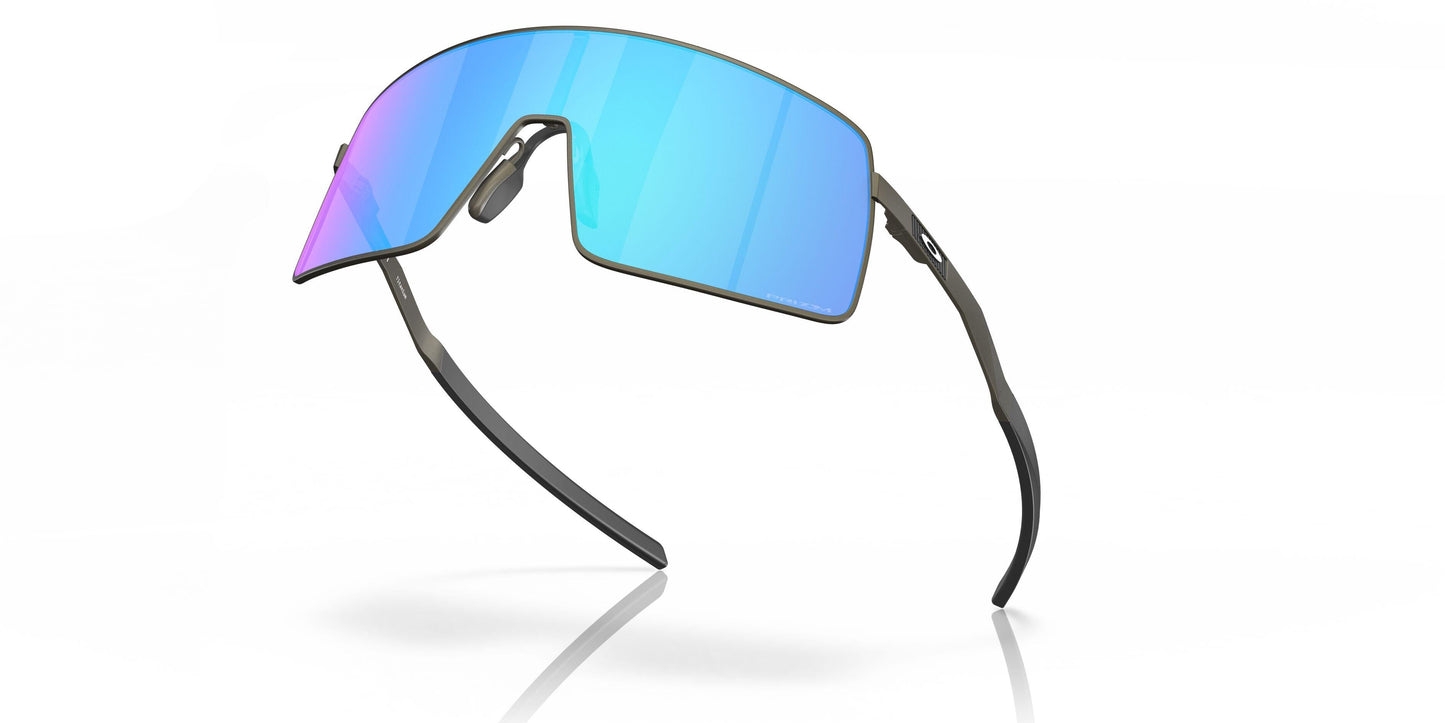 Oaakley Sutro Ti 6013 Sunglasses
