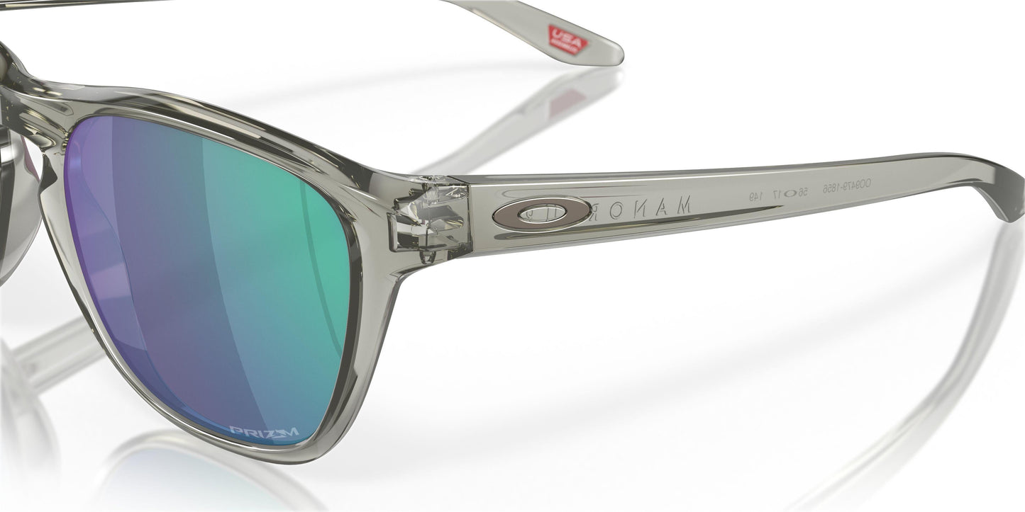 Oaakley Manorburn 9479 Sunglasses