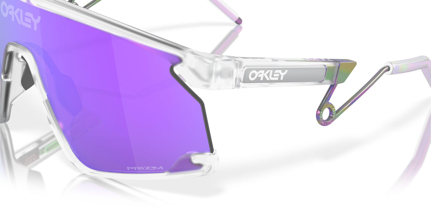 Oaakley Bxtr Metal 9237 Sunglasses