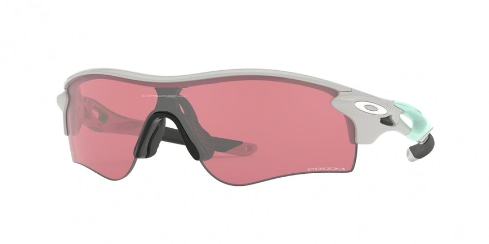 Oaakley Radarlock Path 9206 Sunglasses