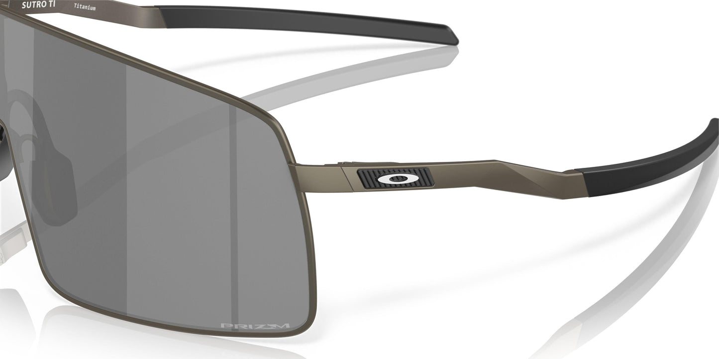 Oaakley Sutro Ti 6013 Sunglasses