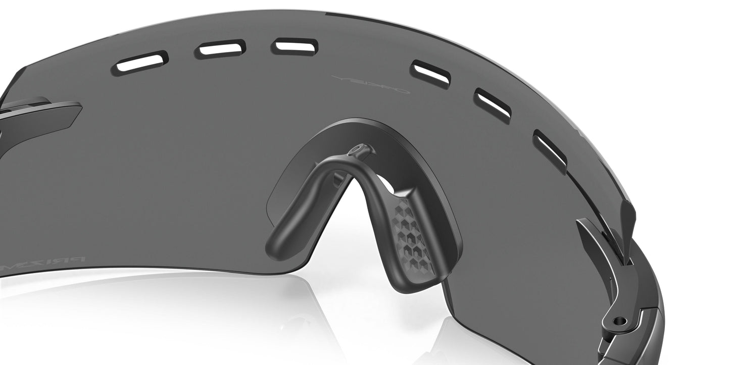 Oaakley Encoder Strike Vented 9235 Sunglasses