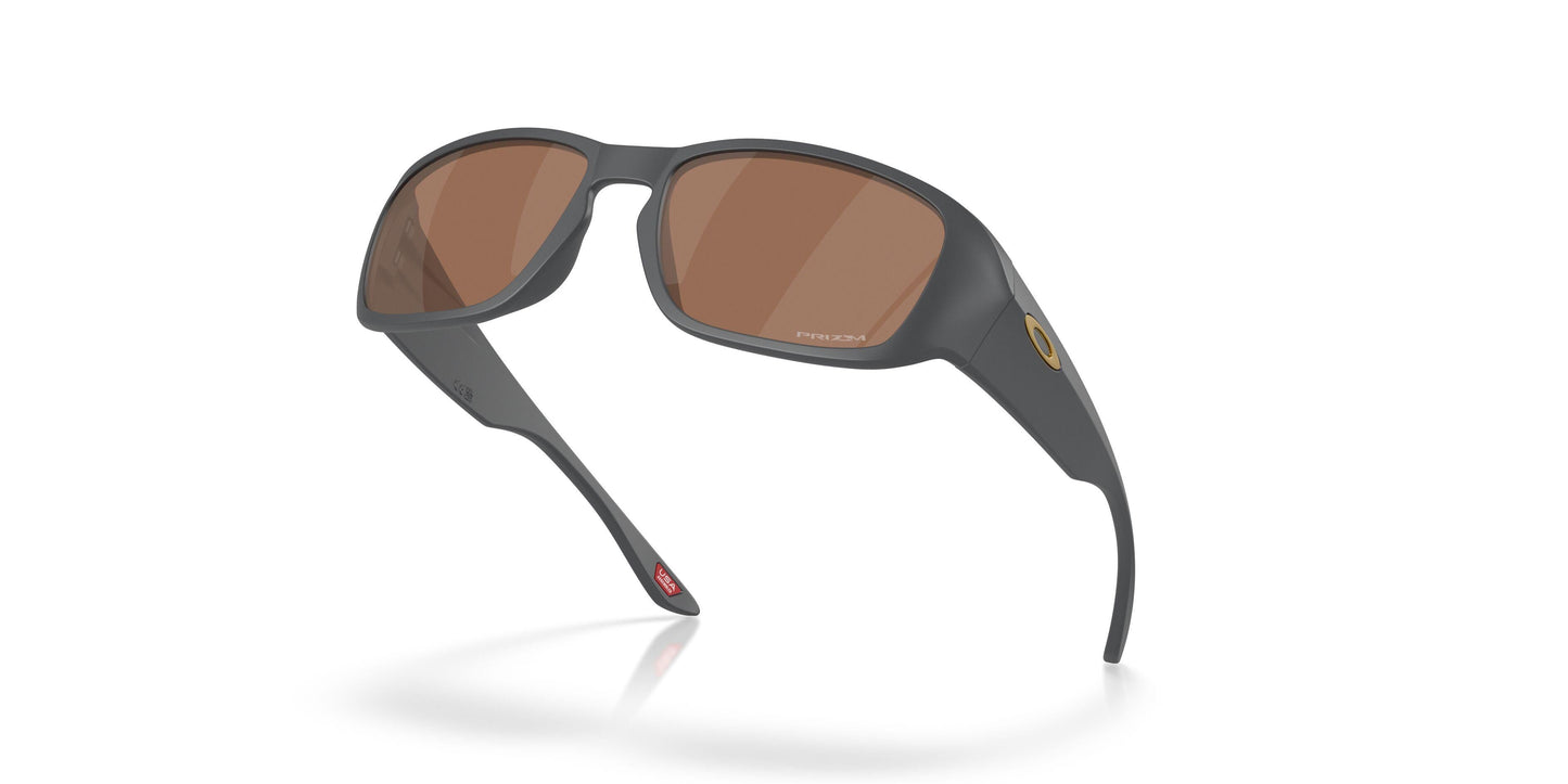 Oaakley Tourniquet 9521 Sunglasses
