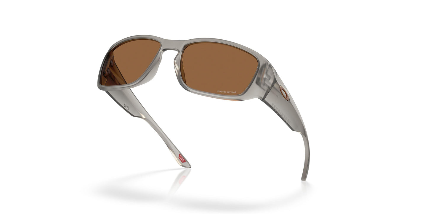 Oaakley Tourniquet 9521 Sunglasses