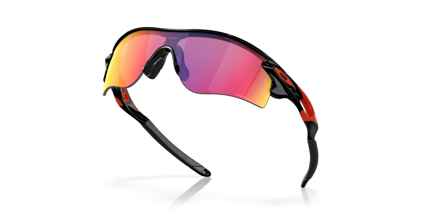 Oaakley Radarlock Path 9206 Sunglasses