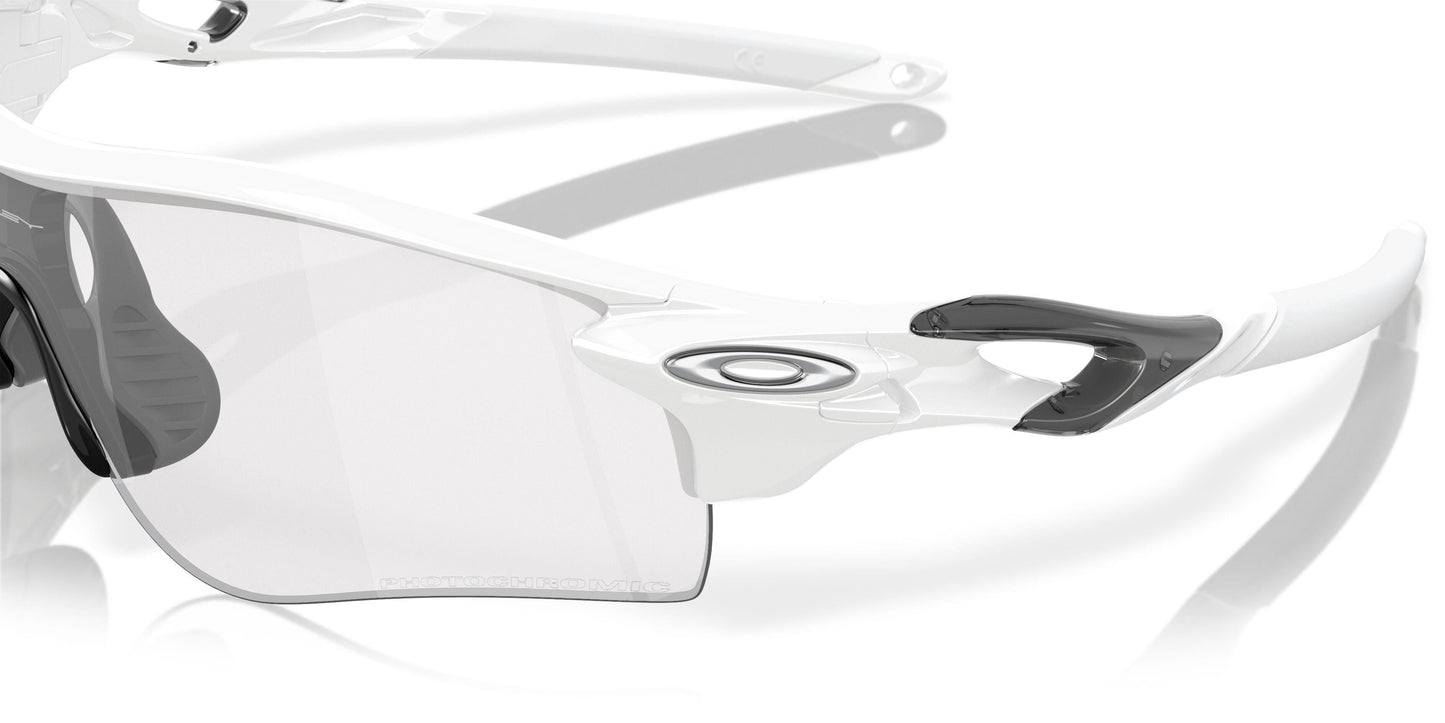 Oaakley Radarlock Path 9206 Sunglasses
