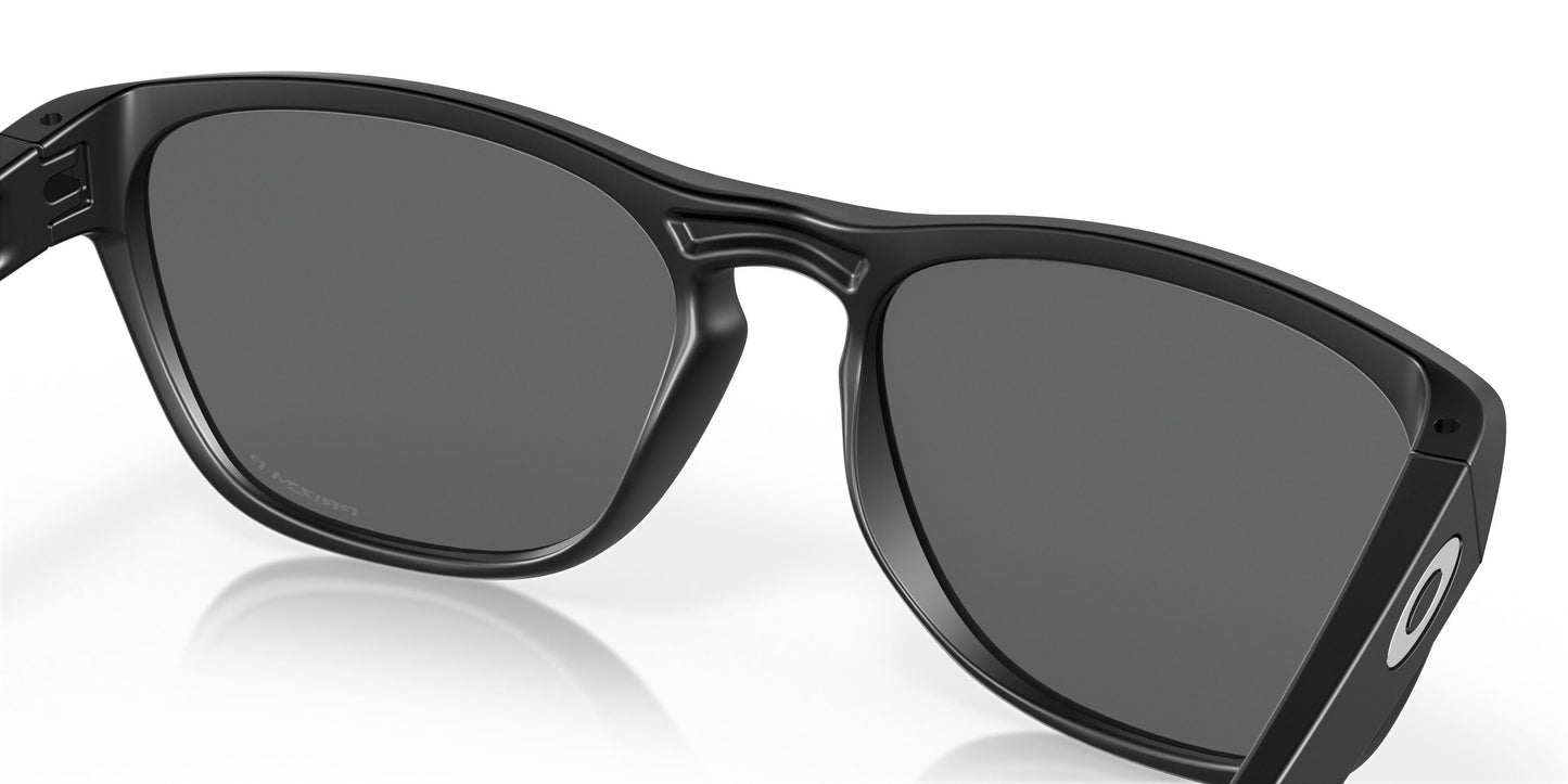 Oaakley Manorburn 9479 Sunglasses