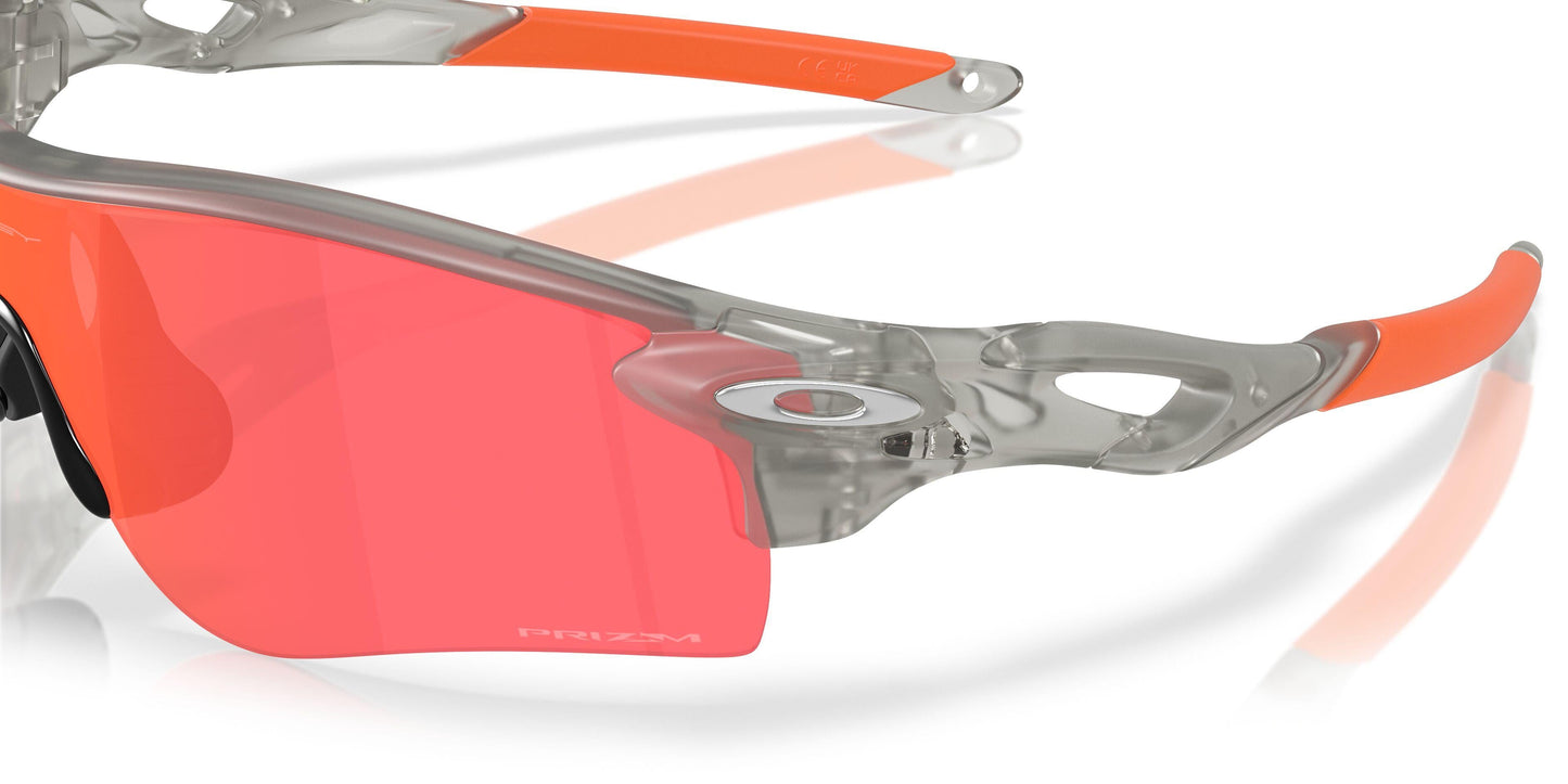 Oaakley Radarlock Path 9206 Sunglasses