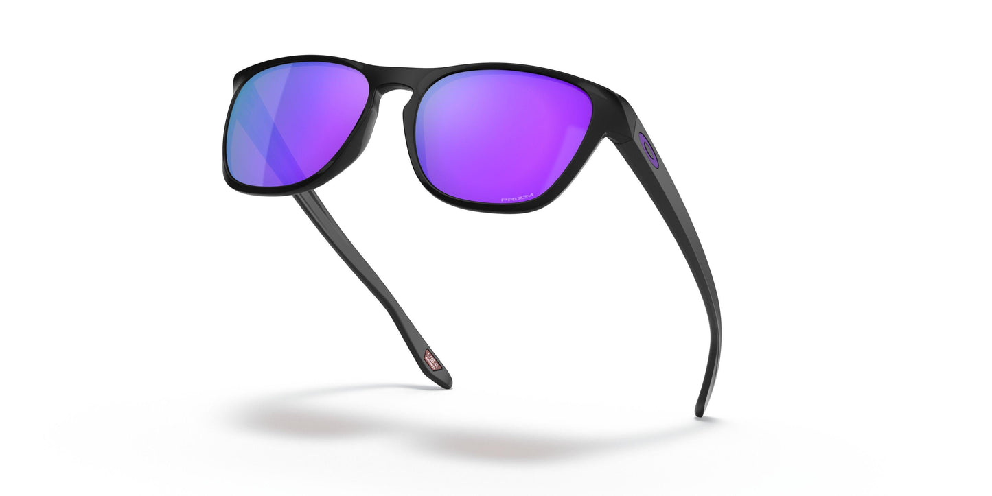 Oaakley Manorburn 9479 Sunglasses
