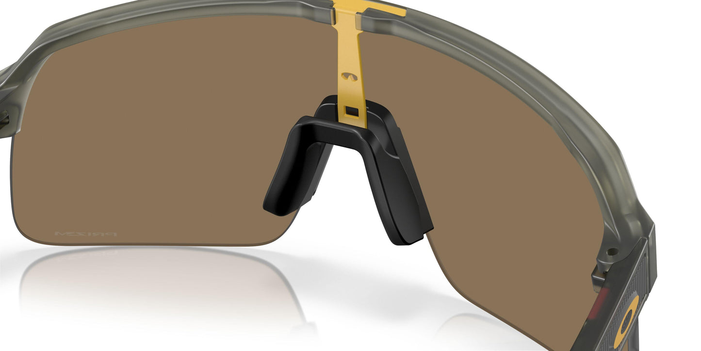 Oaakley Sutro Lite 9463A Sunglasses