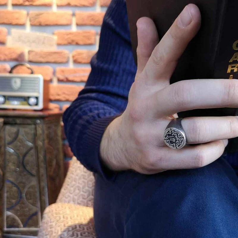 Customizable Elegant Men's No Stone Silver Ring