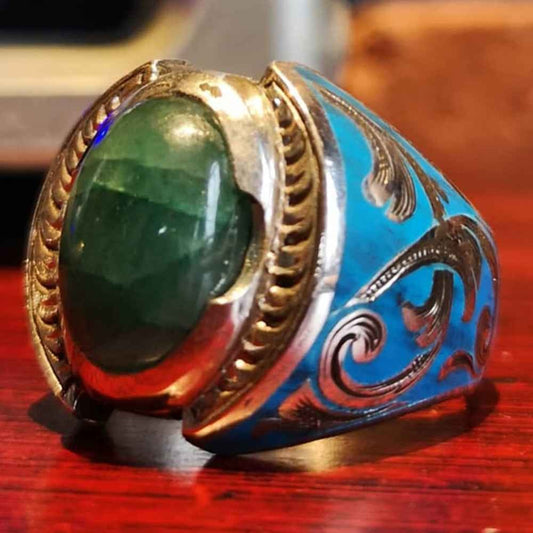 Engraving Relief Art Silver Emerald Stone Mens Ring