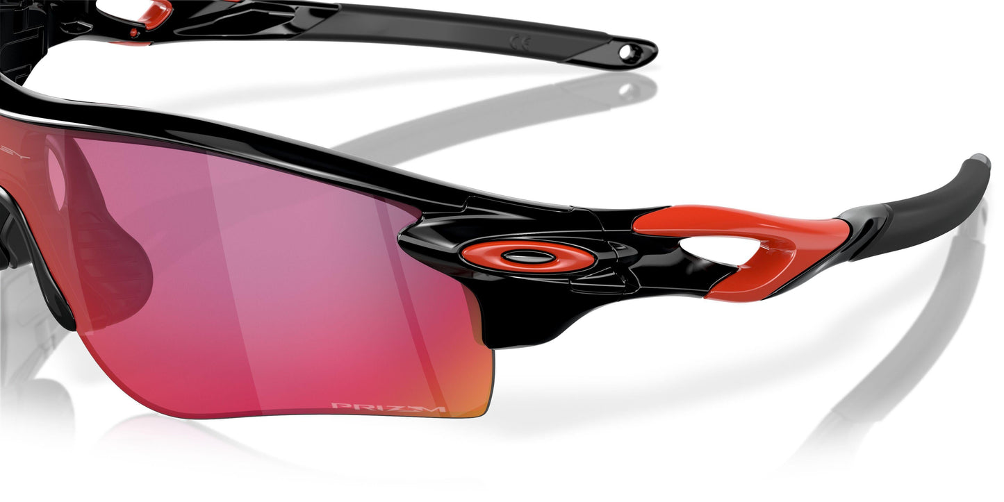 Oaakley Radarlock Path 9206 Sunglasses