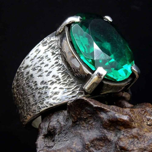 Natural Emerald Excellent Cut Silver Handmade Mens Ring