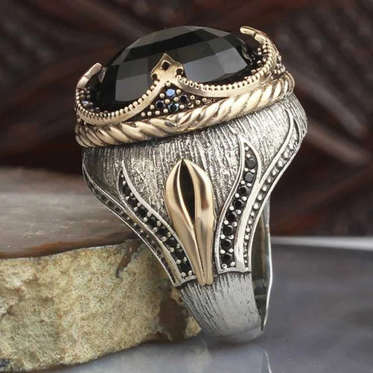 Tulip Design Silver Onyx Stone Mens Ring